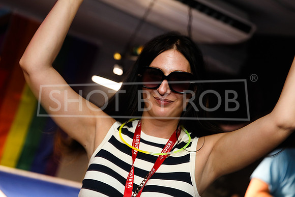 SHOT_BY_ROB-8218