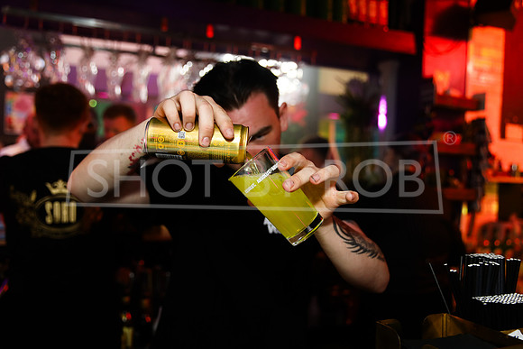 SHOT_BY_ROB-4452