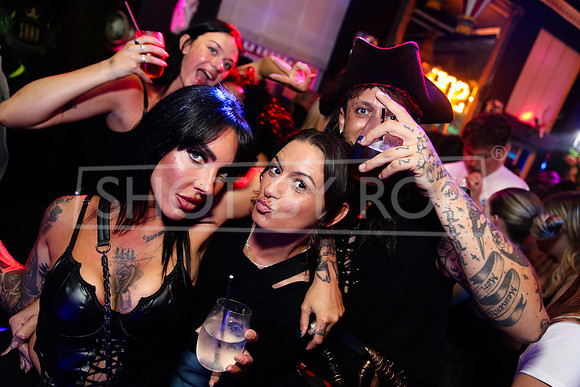 SHOT_BY_ROB-2086
