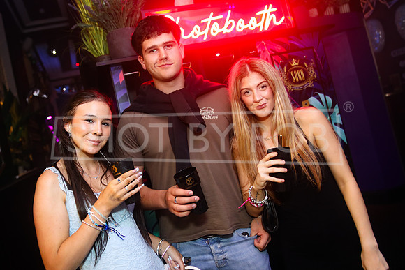 SHOT_BY_ROB-9242