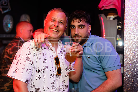 SHOT_BY_ROB-3056