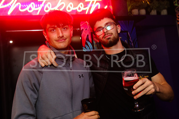 SHOT_BY_ROB-8831