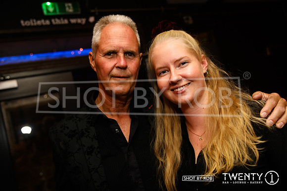 SHOT_BY_ROB-0792