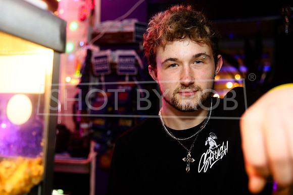 SHOT_BY_ROB-1183