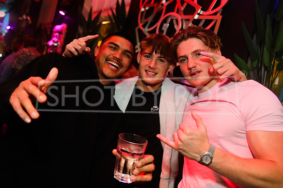 SHOT_BY_ROB-1708