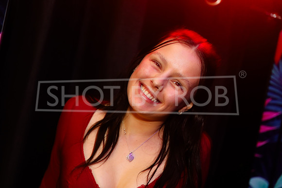 SHOT_BY_ROB-1798