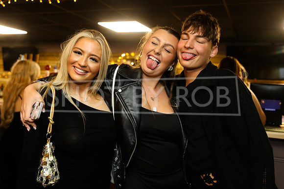 SHOT_BY_ROB-2674
