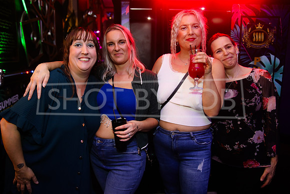 SHOT_BY_ROB-4001