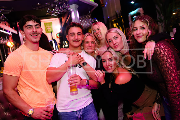 SHOT_BY_ROB-4772