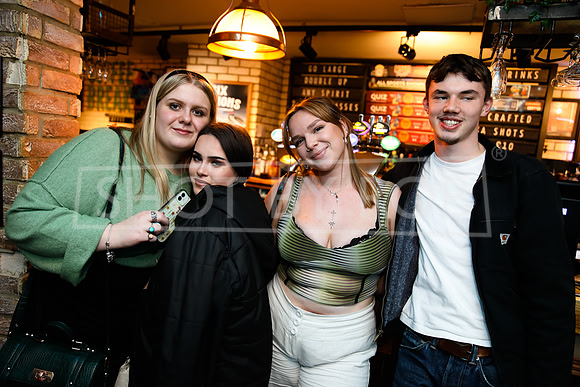 SHOT_BY_ROB-1049