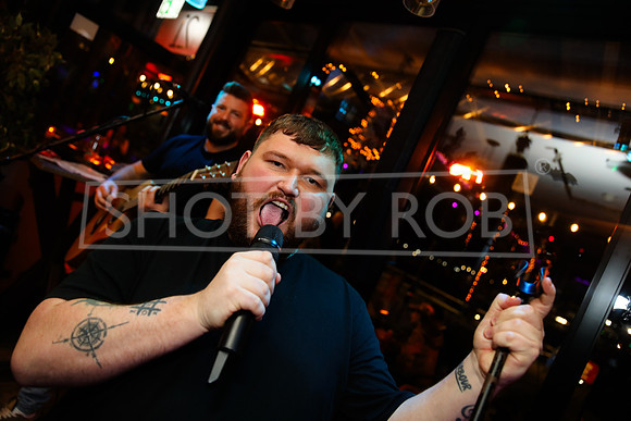 SHOT_BY_ROB-6301