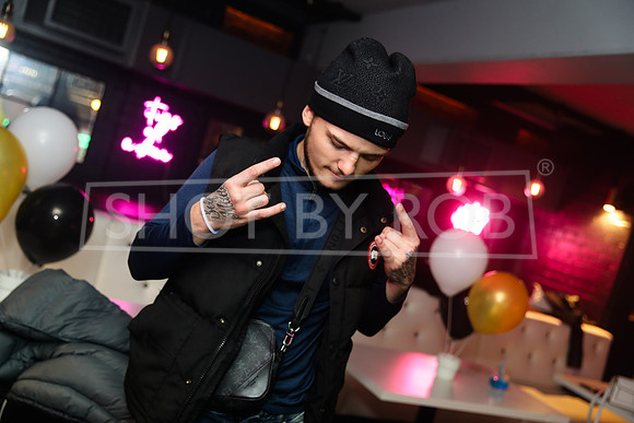 SHOT_BY_ROB-7381