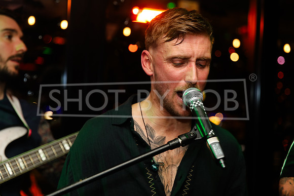 SHOT_BY_ROB-7947