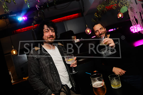 SHOT_BY_ROB-7999