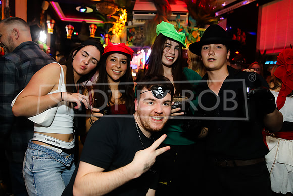 SHOT_BY_ROB-8899