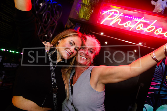 SHOT_BY_ROB-0183