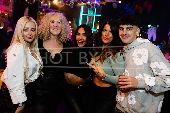 SHOT_BY_ROB-1163