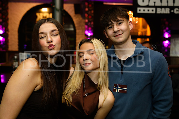 SHOT_BY_ROB-1359