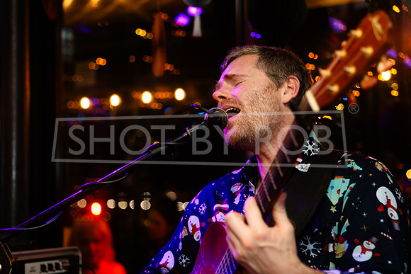 SHOT_BY_ROB-3699