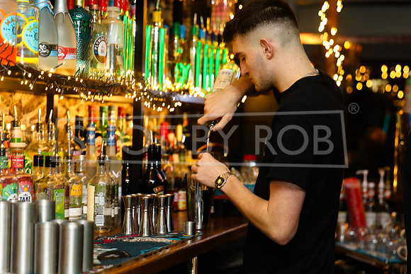 SHOT_BY_ROB-4041