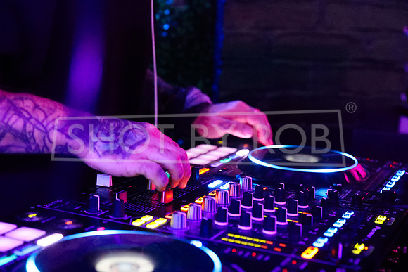 SHOT_BY_ROB-4246