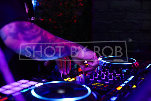 SHOT_BY_ROB-4887