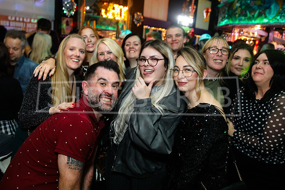 SHOT_BY_ROB-5058