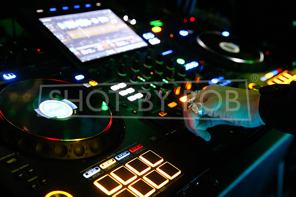 SHOT_BY_ROB-8346