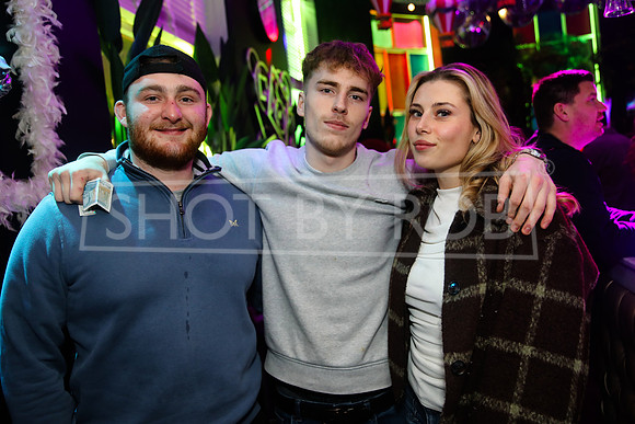 SHOT_BY_ROB-0101