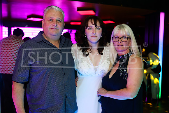 SHOT_BY_ROB-1083