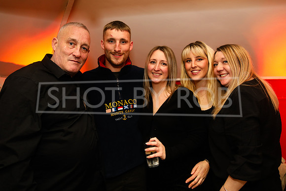 SHOT_BY_ROB-1672