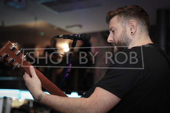 SHOT_BY_ROB-8100