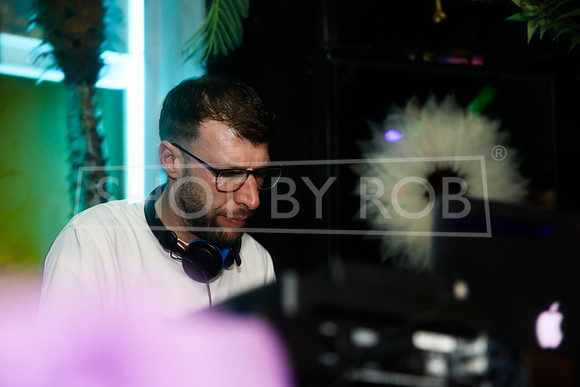 SHOT_BY_ROB-4403