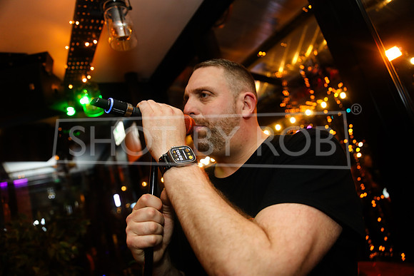 SHOT_BY_ROB-5040