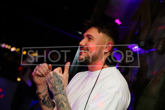 SHOT_BY_ROB-7564