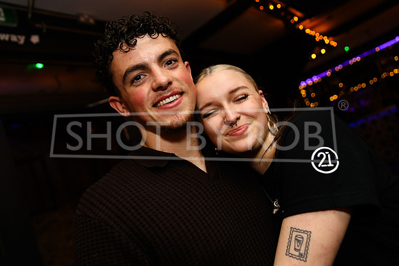 SHOT_BY_ROB-7571