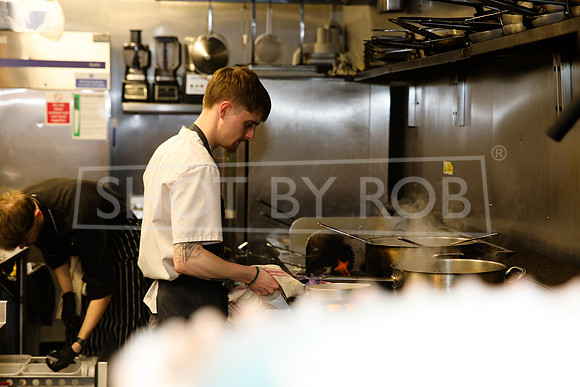 SHOT_BY_ROB-8068