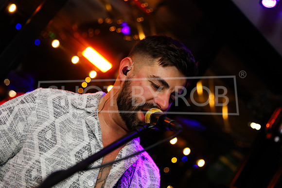SHOT_BY_ROB-0092