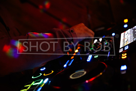 SHOT_BY_ROB-0130
