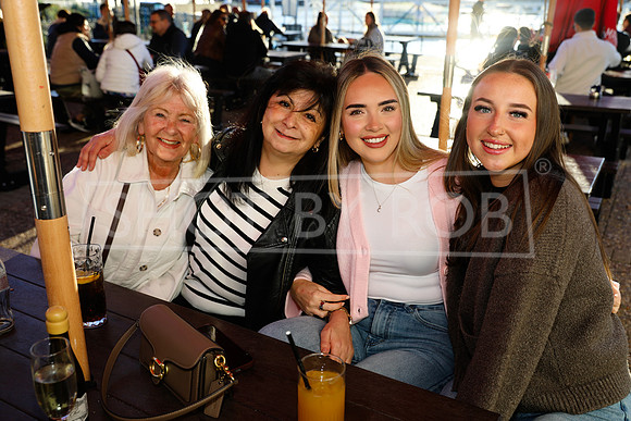SHOT_BY_ROB-0685