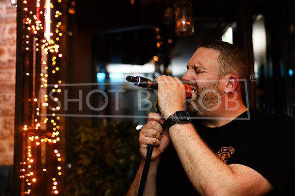SHOT_BY_ROB-1829