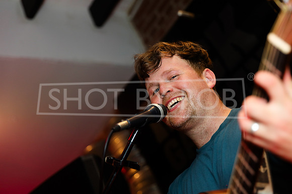 SHOT_BY_ROB-2582
