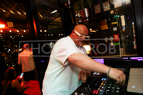 SHOT_BY_ROB-2744