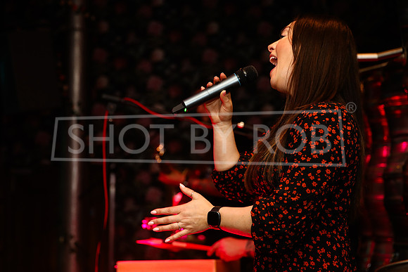 SHOT_BY_ROB-4718