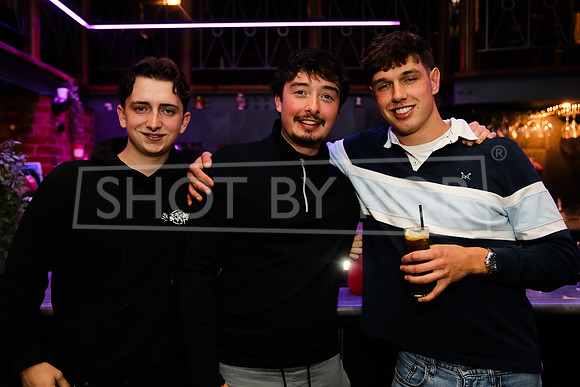 SHOT_BY_ROB-4715