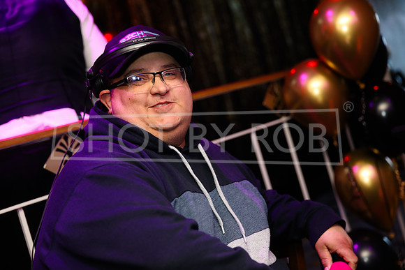 SHOT_BY_ROB-4527