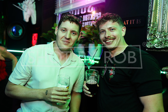 SHOT_BY_ROB-7571