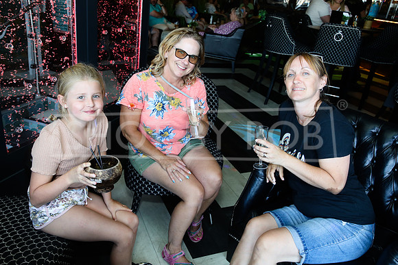 SHOT_BY_ROB-7643
