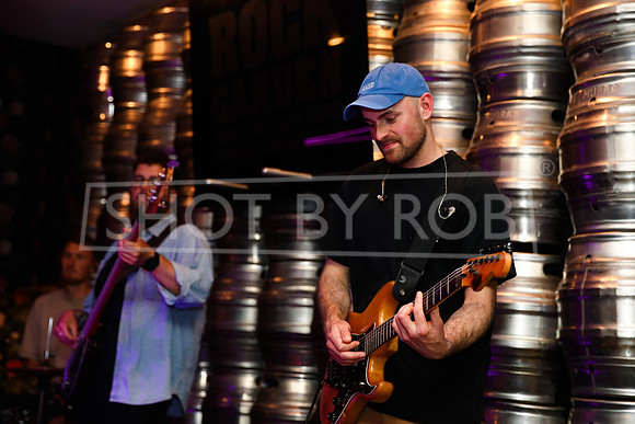 SHOT_BY_ROB-8028