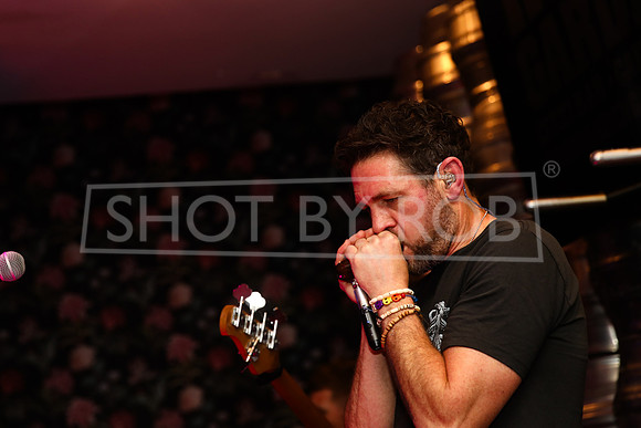 SHOT_BY_ROB-8072